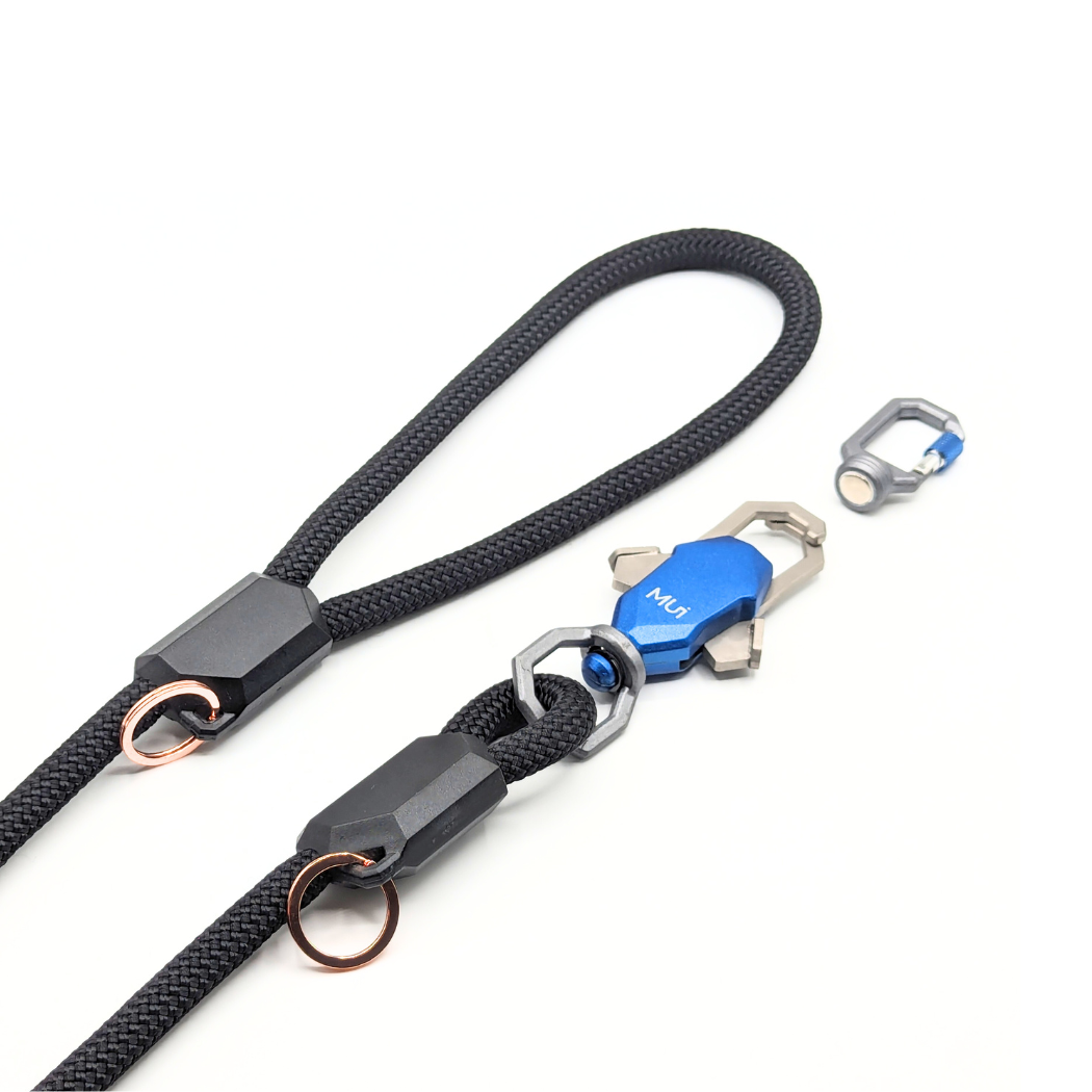 Magnetic One-Hand Dog Leash